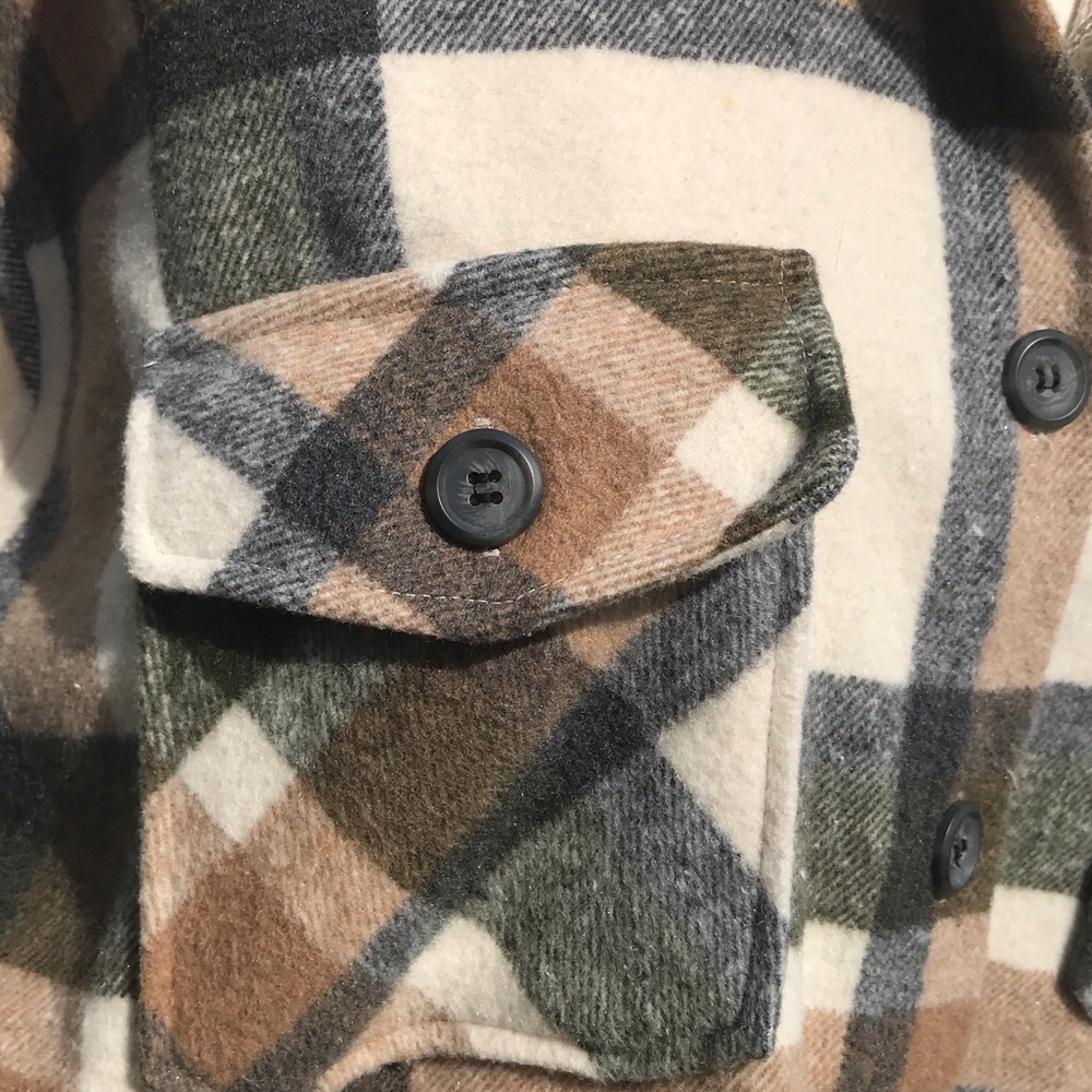 Altar'd State Large Gray Taupe Cream Plaid Shirt Jacket Size Medium - Picture 3 of 16